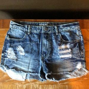 HIGH-WASTED SHORTS